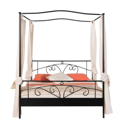 Eisenbett mit Himmel Schwarz