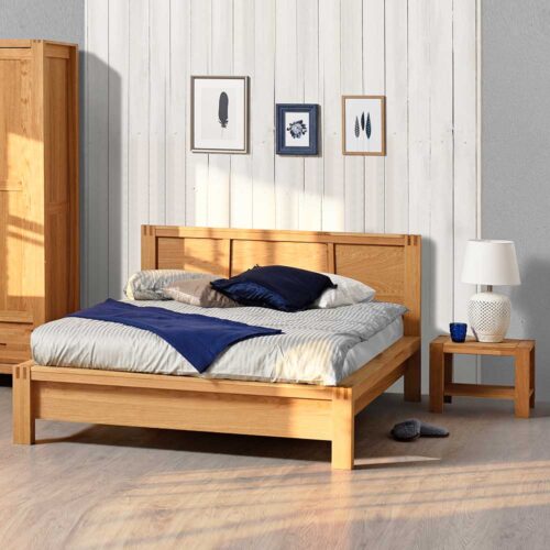 Holzbett aus Eiche geölt Nachttischen (3-teilig)