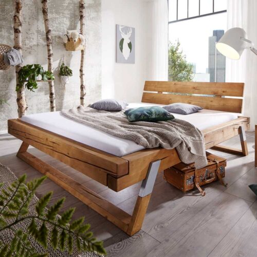 Kiefer Balkenbett in Eiche Honigfarben massiv