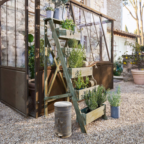 Pflanzentreppe Madan - Loberon