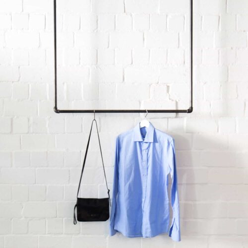Deckenbefestigte Industrial Design Kleiderstange · Garderobe Wasserrohr