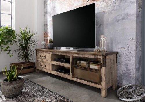 Massivmoebel24 TV-Board »HEAVY INDUSTRY« (TV-Board im Industrial Stil, inkl. 1 teilverglasten Tür, braun lackiert 190x40x60 Mango montiert), ausgefallenes Industriedesign, struckturierte Holzoberfläche, auffälliges Holzbild, Metallgestell, Metallelemente, Nieten und Verzierungen aus Eisen, Füße, Rollen und Griffe aus Metall, Factory Look, Industrial Stil
