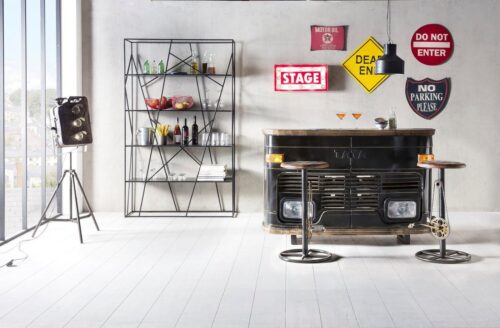 SIT Bartisch, mit origineller LKW Optik