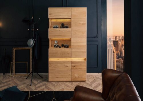 Massivmoebel24 Vitrine »CARDIFF« (103x43,5x43,5 Wildeiche montiert, moderne Virtine in massiver Qualität mit integrierter LED Beleuchtung) Tafeloptik, inkl. LED Beleuchtung, Soft-Close, Einlegeböden teils höhenverstellbar