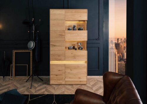 Massivmoebel24 Vitrine »CARDIFF« (103x43,5x43,5 Wildeiche montiert, moderne Virtine mit integrierter LED Beleuchtung) Tafeloptik, inkl. LED Beleuchtung, Soft-Close, Einlegeböden teils höhenverstellbar