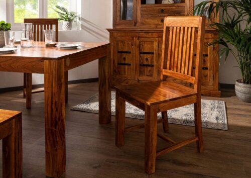 Massivmoebel24 Holzstuhl »OXFORD« (Stilvoller Breitlehner Stuhl mit luftiger Rückenlehne im Landhausstil, braun lackiert 46x52x100 Akazie montiert), hochwertiges Edelholz, authentische Holzadern, aufwendige Schnitzereien und Verzierungen