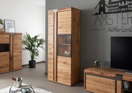 Massivmoebel24 Vitrine »NEW AMSTERDAM« (Moderne Vitrine mit viel Stauraum, natur lackiert 80x45x204 Wildeiche / Zerreiche montiert) Softclose-System für Türen und Schubladen, Einlegeboden 5-fach höhenverstellbar