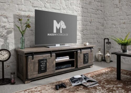 Massivmoebel24 TV-Board »RAILWAY« (160x45x50 Mango montiert, außergewöhnliches TV-Board im Industrial-Stil mit Schiebetüren und ausgefallenen Metallapplikationen im Vintage Look), used-optik, Metallapplikationen im Vintage Look, authentische Altholz-Optik inkl. Wurmlöcher, Schiebetüren auf Eisenleisten