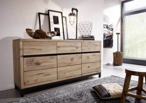 Massivmoebel24 Sideboard »VILLANDERS« (Modernes Massivholz Sideboard inklusive stilvollem Hirnholz-Element, eine Kombination aus Metall und Holz, mit Schubladen und Türen, beige geölt 175x45x85 Wildeiche montiert), Hirnholz-Element, Eisenrahmen Konstruktion, Unikate Rissoberfläche