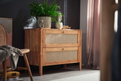 Home affaire Schubkastenkommode Hällevik, Kommode, Aufbewahrung, mit 2 geräumige Schubladen, Scandi (1 St), Schubladenfronten mit Wiener Geflecht, massive Eiche, Soft-Close