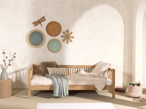 Home affaire Einzelbett Forrest 90/200 aus massiver Eiche, Oberfläche geölt, stabil gebaut (B/H/T ca. 207,5x68x97,5cm, inkl. Massivholz Rolllattenrost), aus massiver Eiche geölt, LF 90x200 cm, wahlweise mit Bettschublade