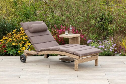 MERXX Garten-Essgruppe Andalusia, (2-tlg), Gartenliege mit Auflage und mit Beistelltisch